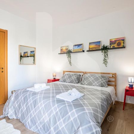 ピサ Homiday - Il Giardino --1 Min Ospedale Cisanello--Aeroporto Free Parking-- Bed & Breakfast エクステリア 写真