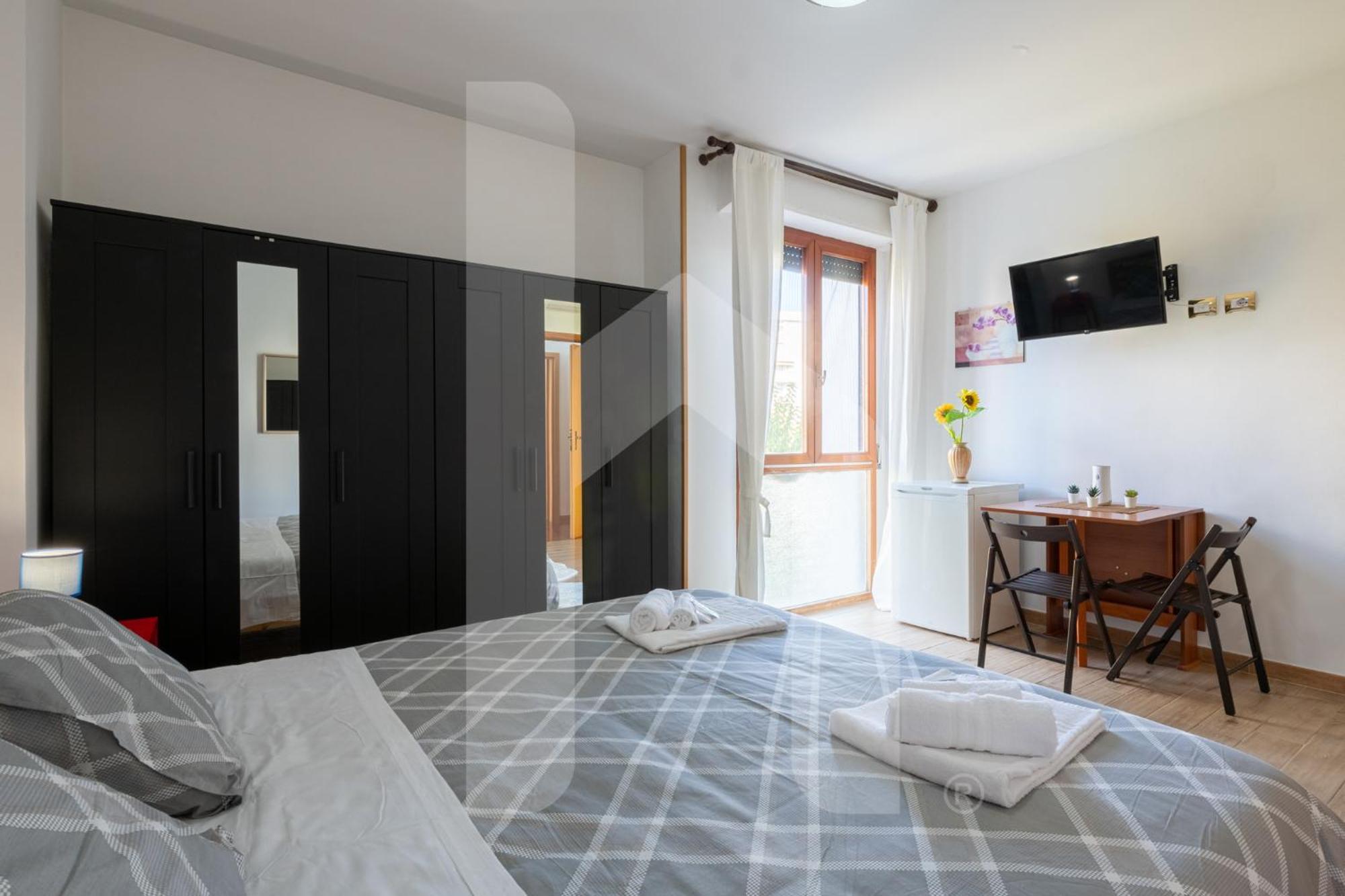 ピサ Homiday - Il Giardino --1 Min Ospedale Cisanello--Aeroporto Free Parking-- Bed & Breakfast エクステリア 写真